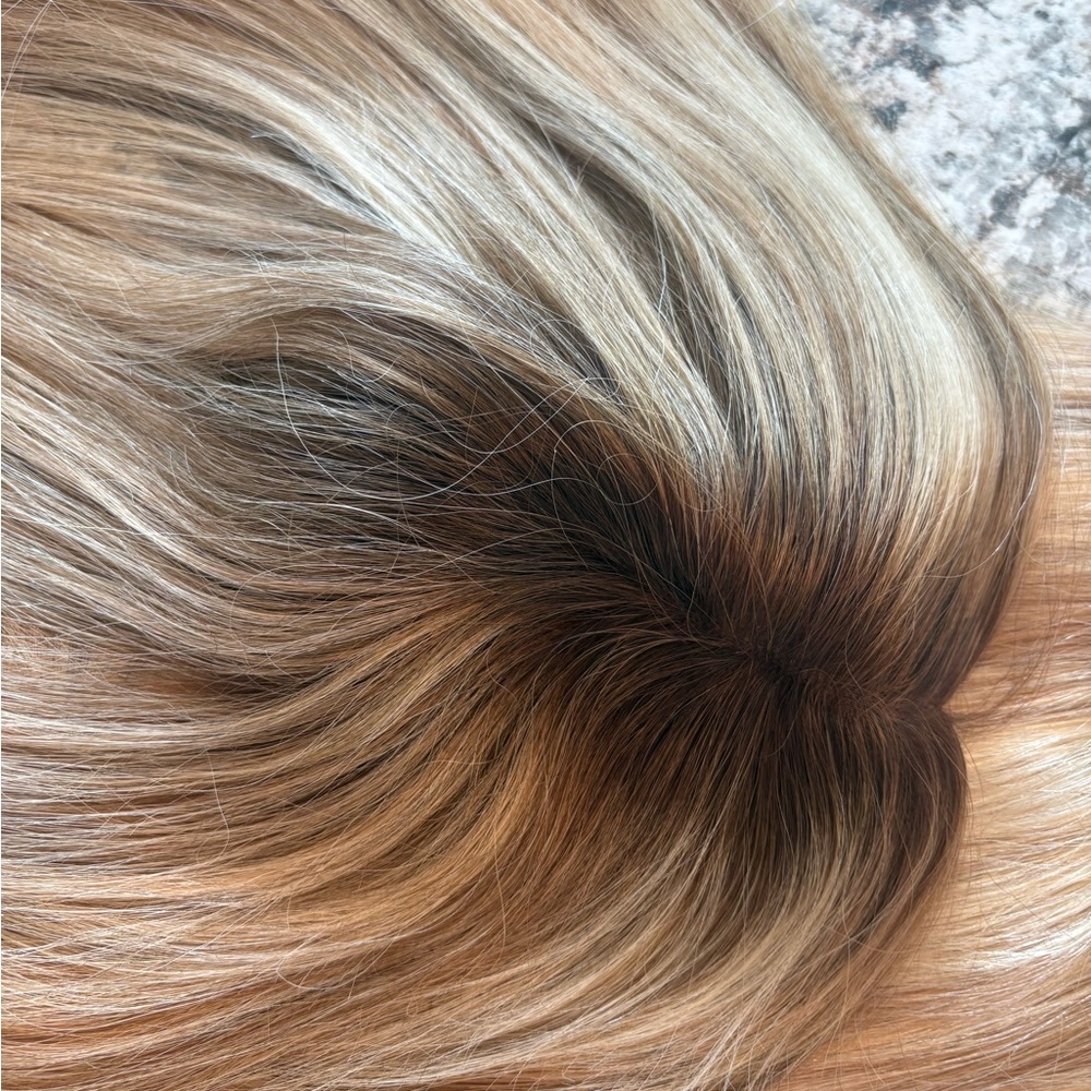 Hidden Crown Bundle Topper and Halo #622 Light Caramel Honey Blonde 16IN 140gram - Picture 2 of 13